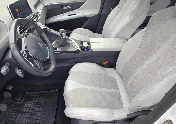 Peugeot 3008 cena 84900 przebieg: 136000, rok produkcji 2017 z Ruda Śląska małe 92